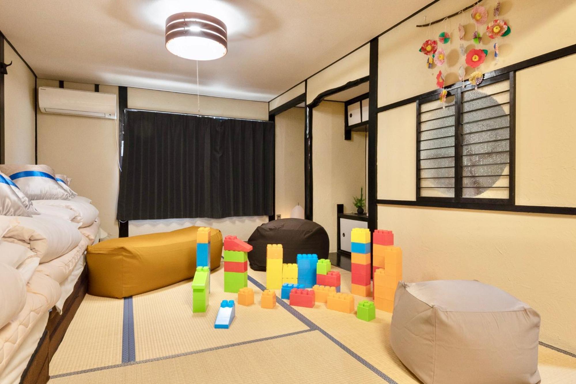 Kizuna 絆 - 5 Bedding In 2 Tatami Rooms, Max 11, 1 And A Half Bath Rooms, 30min To Usj, Kaiyukan Aquarium & Namba, 12min To Kyocera Dome, , Japanese Style Private House Ōsaka