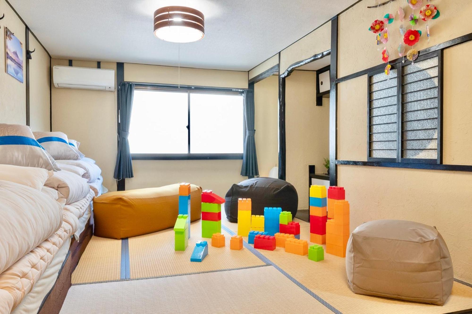 Kizuna 絆 - 5 Bedding In 2 Tatami Rooms, Max 11, 1 And A Half Bath Rooms, 30min To Usj, Kaiyukan Aquarium & Namba, 12min To Kyocera Dome, , Japanese Style Private House * Ōsaka