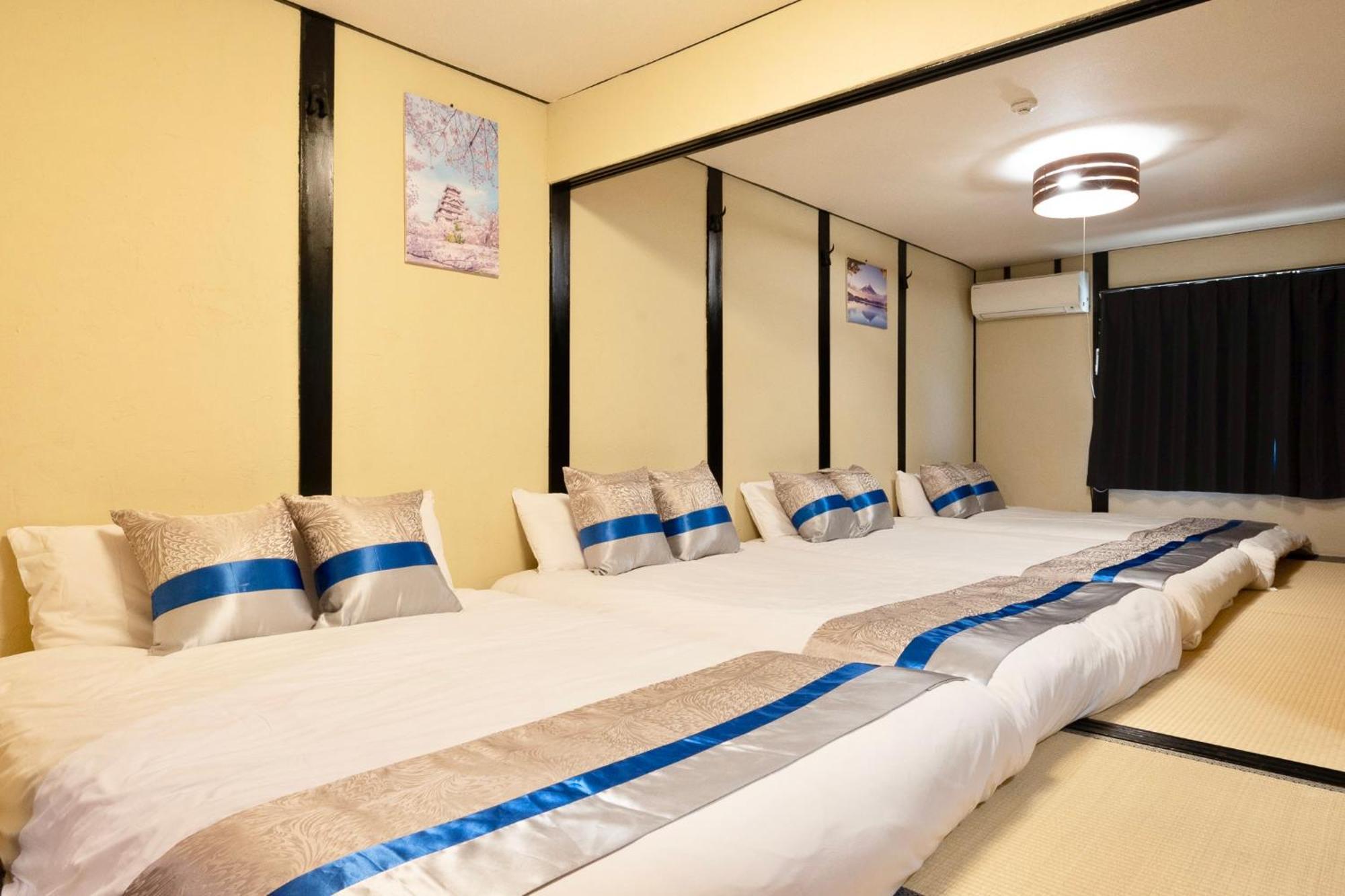 Appartamento Kizuna 絆 - 5 Bedding In 2 Tatami Rooms, Max 11, 1 And A Half Bath Rooms, 30min To Usj, Kaiyukan Aquarium & Namba, 12min To Kyocera Dome, , Japanese Style Private House